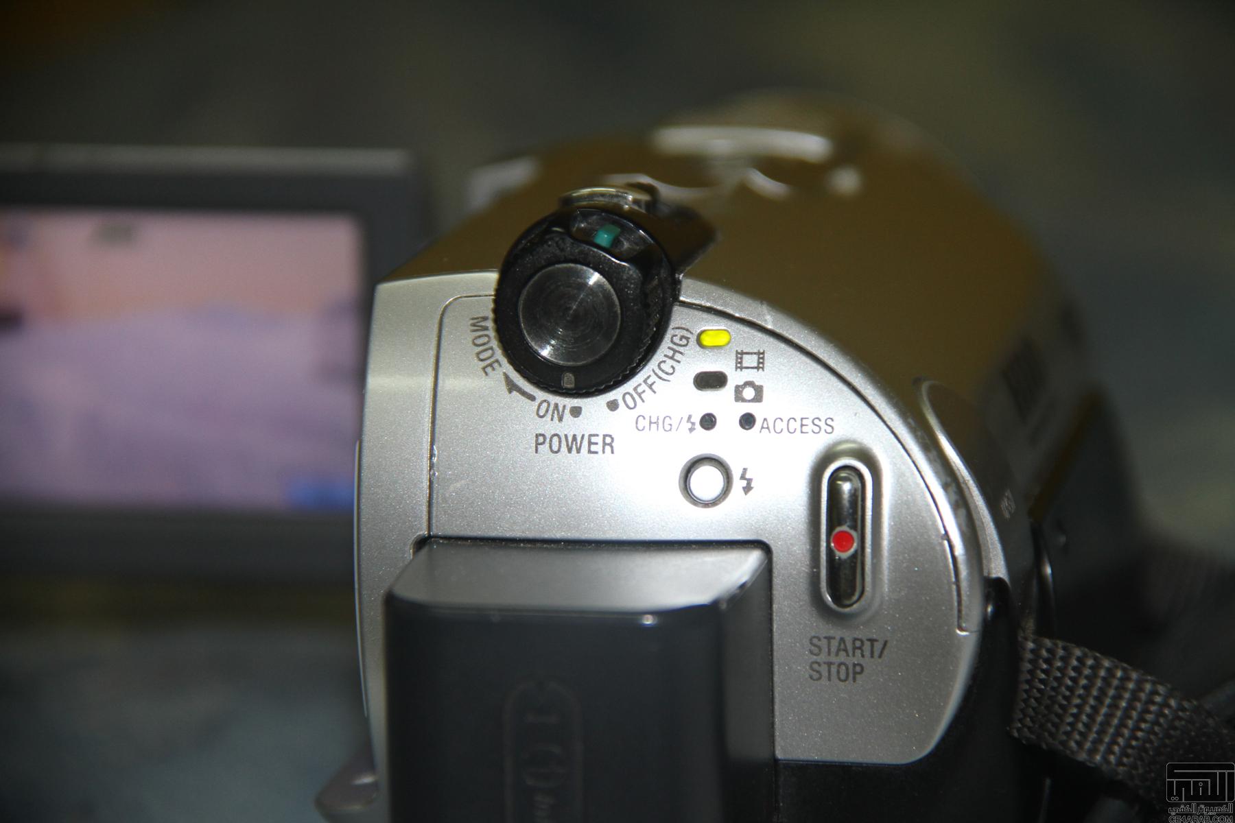 للبيع كاميرا سوني هاندي كام dcr-sr300