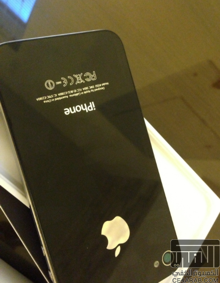 أبل iPhone 4 32 gb اسود - للبيع بالشرقية
