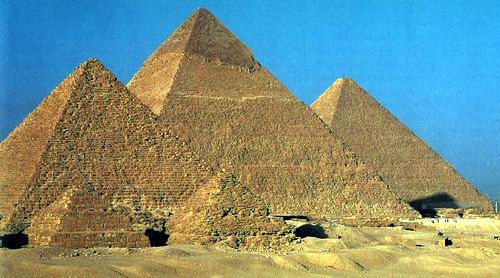 معلومات لذيذه  عن اهرامات مصر يجب عليك قراءتها