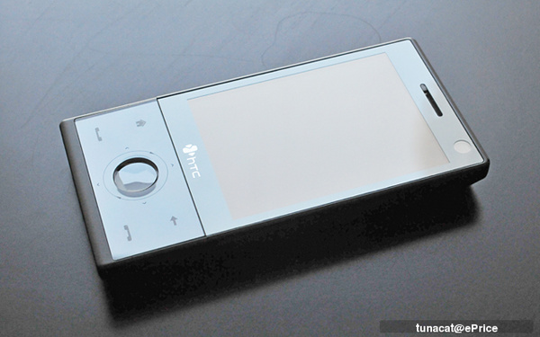 الأنحف والأجمل من الآيفون HTC Touch Diamond بشاشه VGA و ذاكره 4GB ونظام ملاحه GPS